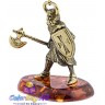 бронзовая фигурка на янтаре "Рыцарь c Топором" 1