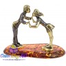 бронзовая фигурка на янтаре "Первая Любовь" 2